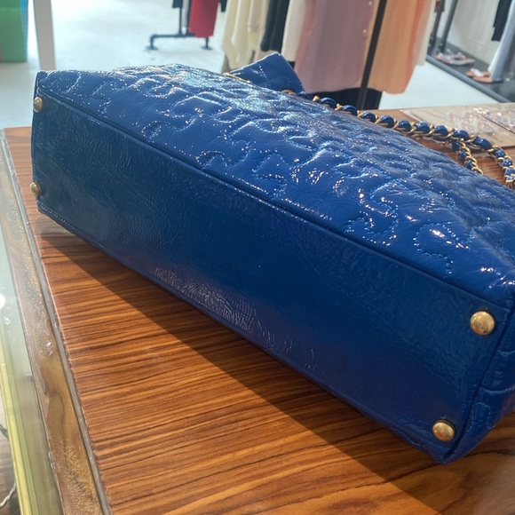 Chanel cruise puzzle tote - Picture 4 of 8